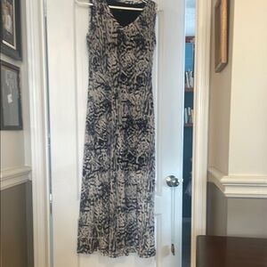 Chic Black and White Maxi Dress